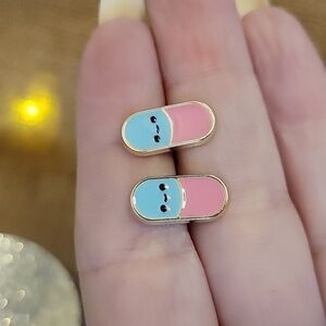 HAPPY PILL KAWAII EARRINGS, 925 sterling silver